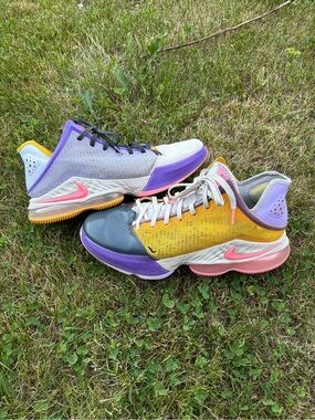 Nike LeBron 19 low mismatch basketball shoes men’s 12 READ
